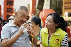共享晚年·乐龄茶话——千年古村落“重阳游园”图片