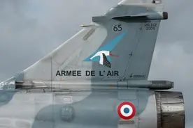 法国提供的“幻影-2000”战机已飞抵乌克兰，但可能打了就跑？图片