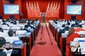 长沙“工信大讲堂”聚焦AI大模型，探讨新型工业化创新发展路径图片