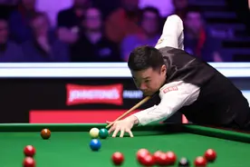 2025斯诺克大师赛丁俊晖晋级8强图片