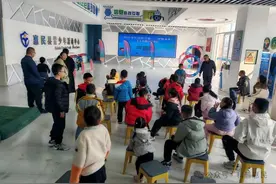 惠民县举办“科创少年培优计划——智翔未来”无人机操控特训营图片