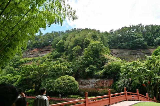 处暑遇“秋老虎”？来乐山踏入26℃的天然空调房！