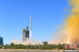 中国成功发射太空计算卫星星座图片