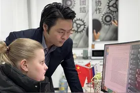 咸安小伙携俄罗斯籍妻子返乡创办物流公司 年营业额突破1000万元图片