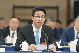 全国人大代表李政：广东发展机器人产业具有得天独厚的优势图片