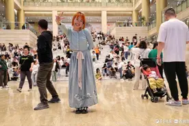 最美身影 | 走进博物馆图片