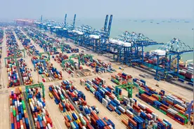 广州力争2026年港口货物吞吐量达7亿吨，加快建设临港经济区图片