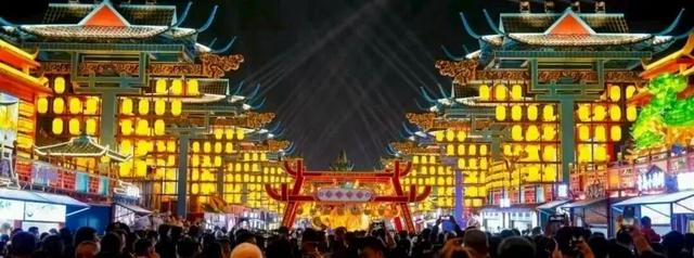以 “旅” 致谢，以 “礼” 敬师 ！@所有老师 教师节快乐！南宁文旅邀您，赴一场绿城之约→