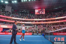 当赛事遇上国庆，“中国红”拼搏闪耀图片