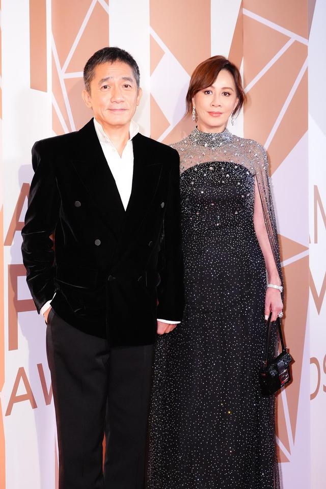 刘嘉玲曝刘德华的疯狂“私生饭”：有人从他床底下爬出来