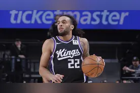 曝国王不愿在卡梅隆-约翰逊的交易中送出新秀德文-卡特图片