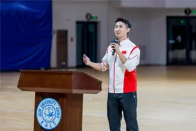 武大靖入职！图片