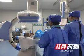 鼻咽癌患者口鼻大出血险夺命 溆浦县中医医院介入栓塞助其转危为安！图片
