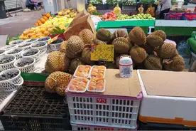 每公斤58元—88元！昆明市场正季榴莲上市图片