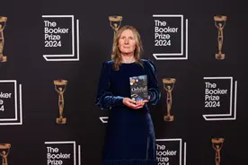 专访｜布克奖得主萨曼莎·哈维：在250英里太空回望人类的生存图片