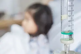 高烧不退、持续咳嗽，究竟是不是肺炎？呼吸专家提醒：注意这些信号图片