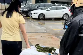 杭州95后小伙确诊尿毒症！为了赚钱治疗，街头摆摊！生意突然爆火后，他却犯愁了...图片