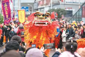 坐上高铁去张家界图片