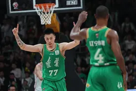 CBA半决赛再次上演“辽粤争霸”，周琦缺阵广东挡不住“辽三疯”图片