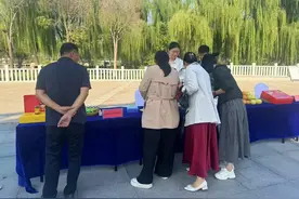宁陵特色农产品在商丘市科普日活动现场受热捧图片
