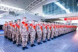 上海今年上半年新兵起运，大学毕业生占新兵总数超七成图片