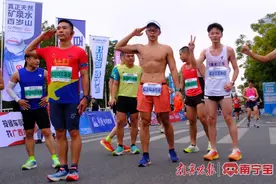 景色太漂亮了！在南宁跑马拉松是怎样的体验？图片