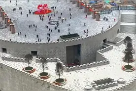 游客反映重庆朝天门广场围墙太高挡了风景，住建委：正研究整改方案图片