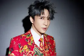 薛之谦帮助通宵卖菜老人 托网友买下送给环卫工友图片