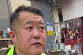 老小区的苍蝇馆子，一干就是十五六年。老板有着什么样的情怀与故事。#苍蝇馆子 #烟火气小店 #夏耦合 #耦式vlog #山东籍主播带山东货视频封面