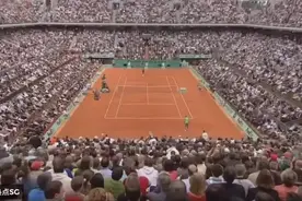 可能是最一边倒的大满贯决赛，2008年法网男单决赛纳达尔VS费德勒视频封面