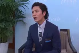 陈坤被路人问你是中国人吗？他的反应太赞了视频封面