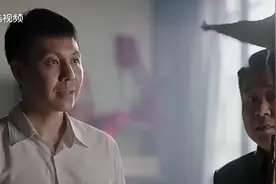 小伙偷工减料惹大祸，却把责任推向大爷，大爷甩出证据小伙怂了视频封面