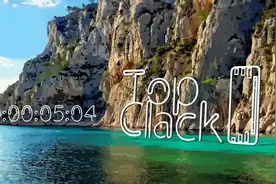 国外键盘大神被中国表情包逗笑， 表情包连通世界！视频封面