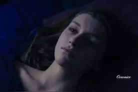 “请Lola立刻来前台亲吻她的女友”#法版skam #百合视频封面