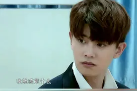 #任嘉伦 @任嘉伦Allen 嘉伦你是带娃小能手还是观察考友小能手啊😂️#任国超 #宝藏男孩 #搞笑#带娃视频封面