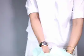 上一个香烟花束火了，今天在出个香烟花束教程，喜欢收藏！#韩式花艺 #花艺培训 #香烟 @抖音短视频