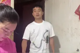 草帽只要你幸福，姑父怎么做都开心#农村生活#我的乡村生活#我的生活日记 @抖音短视频视频封面