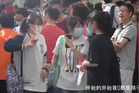 曾经的我们也是这样走过，过年以后回忆回不去从前视频封面