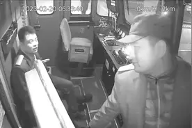 你们那里挂车和摘车手信号如何显示？#铁路 #铁路人 #火车司机视频封面