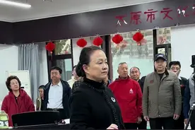 杨芳老师指挥《强军战歌》#抖音小助手#上热门🔥视频封面