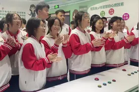今天带学生参观了胶州市禁毒宣传教育基地和青少年法治教育基地视频封面