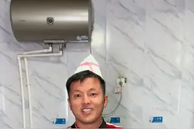 在平凡日子里寻一抹惊喜。黄萝卜、黄瓜、白萝卜的三色条，用雪碧赋予灵魂。每一口，都是生活馈赠的甜蜜，超满足！做法也简单大家快来试试吧#美食教程 #美食 #抖音美食推荐官视频封面