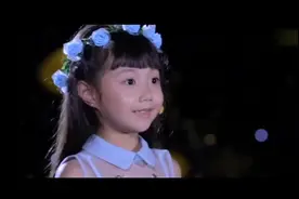 一首《虫儿飞》小女孩唱的太好听了！#最美童声