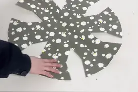 这款太阳帽简单，都能学会啦，要粘树脂衬#制作过程 #缝纫日常 #一学就会 #裁缝 #上热门 @抖音短视频