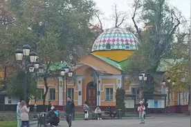 哈萨克斯坦位于亚洲中部，北邻俄罗斯，南与乌兹别克斯坦视频封面