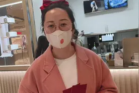 听说结婚当天拿结婚证可以免费领两杯喜茶，来实践一下#喜茶