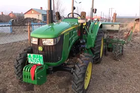 看看村里人新买的迪尔604拖拉机，还有补贴真便宜