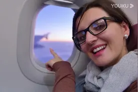 为什么飞机禁止打开窗户？打开窗户会有什么后果？涨知识了！视频封面