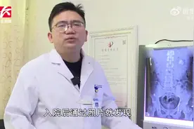 男子长期喝浓茶吃豆制品，肾结石“找上门”图片
